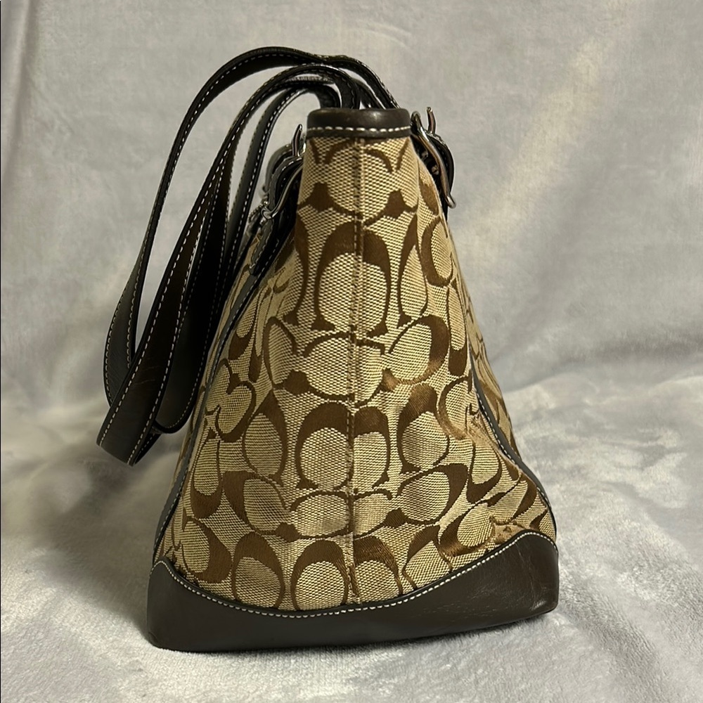 COACH 6042 Brown Canvas and Leather Monogram Tote Bag Vintage (07/2005) - Picture 5 of 12